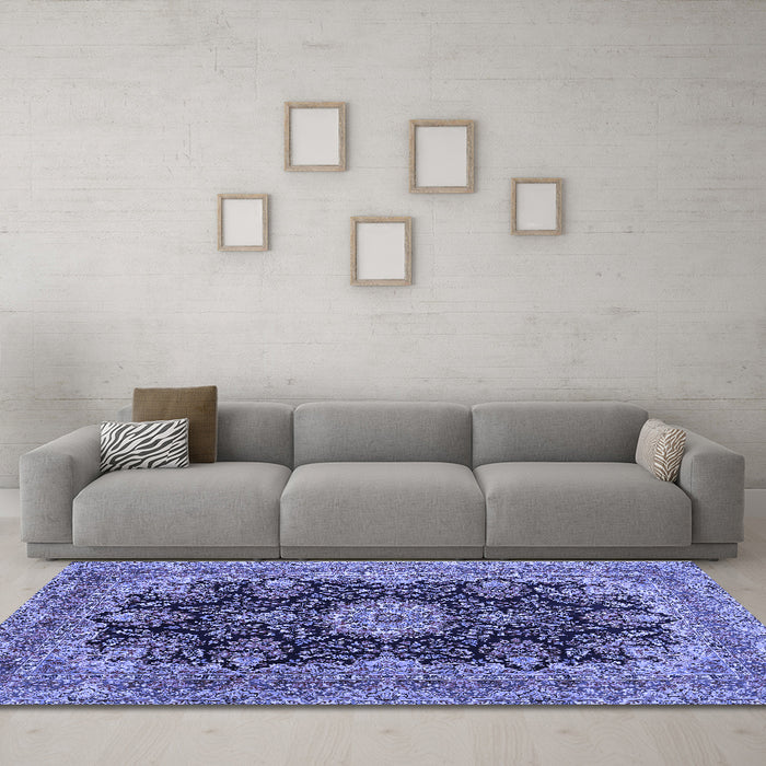 Machine Washable Medallion Blue Traditional Rug in a Living Room, wshtr1135blu