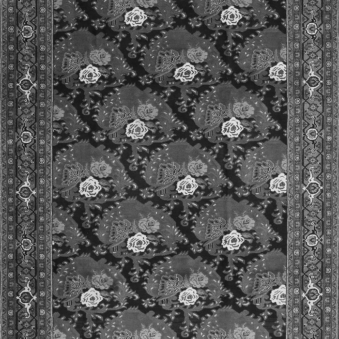 Serging Thickness of Machine Washable Persian Gray Traditional Rug, wshtr1138gry