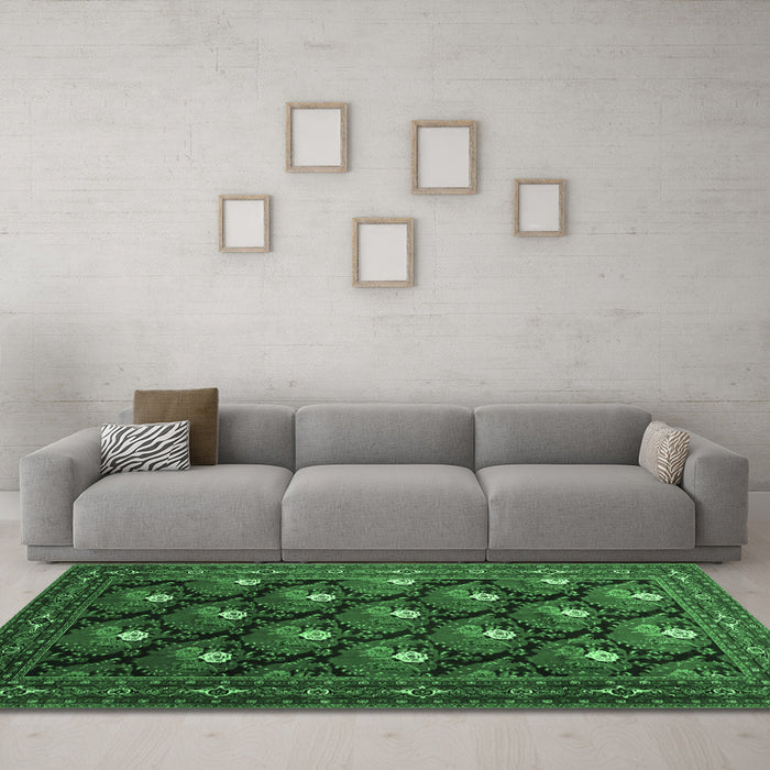 Machine Washable Persian Emerald Green Traditional Area Rugs in a Living Room,, wshtr1138emgrn