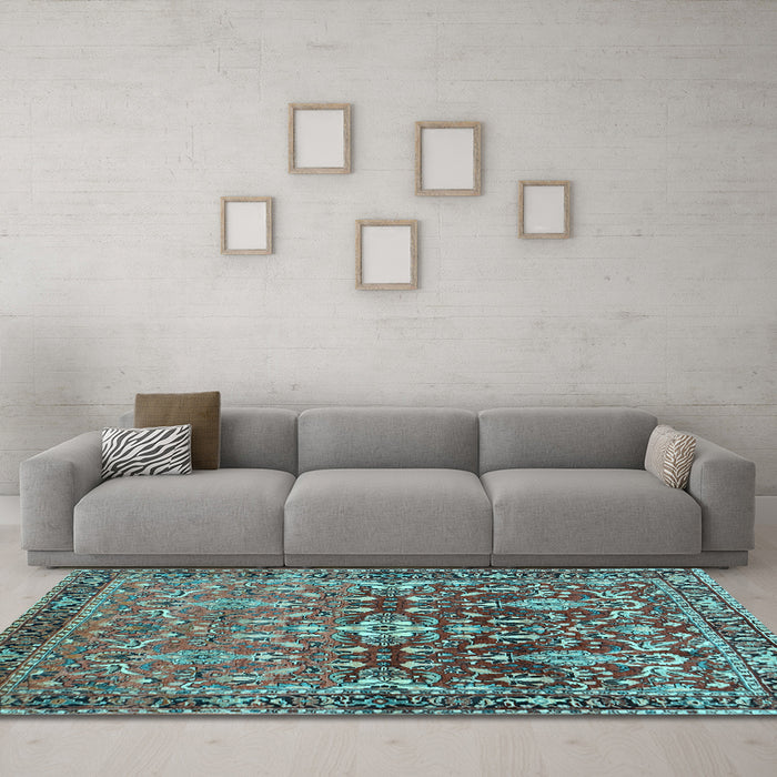 Machine Washable Persian Light Blue Traditional Rug in a Living Room, wshtr1139lblu