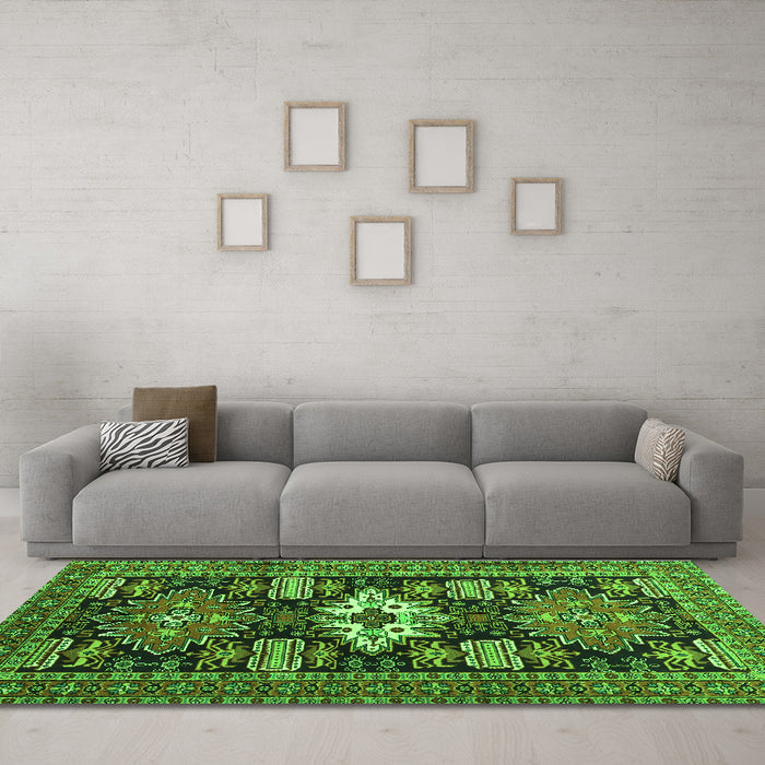 Machine Washable Persian Green Traditional Area Rugs in a Living Room,, wshtr1140grn
