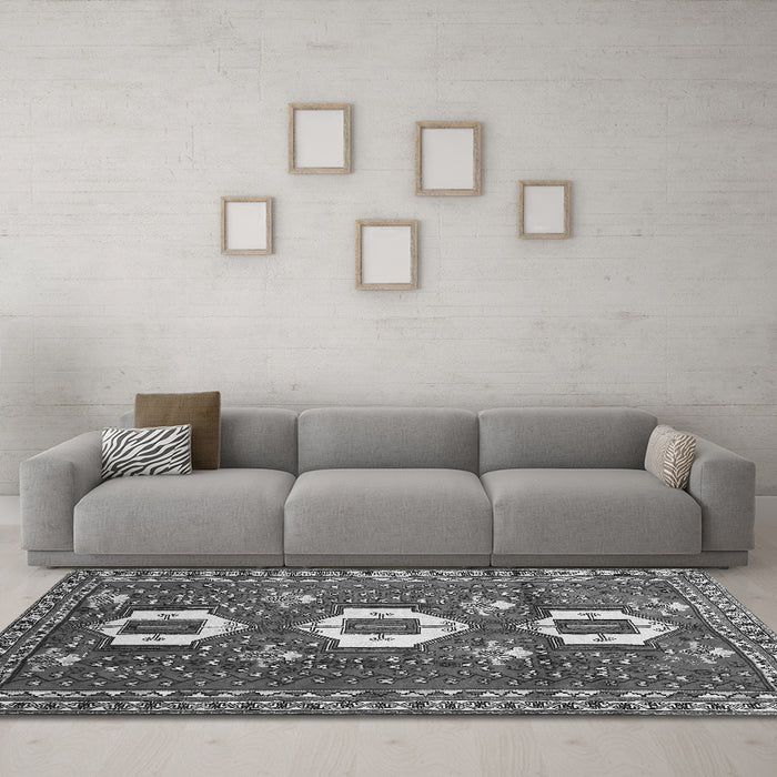 Machine Washable Persian Gray Traditional Rug in a Living Room,, wshtr1142gry