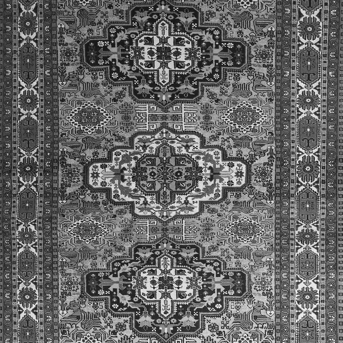 Serging Thickness of Machine Washable Persian Gray Traditional Rug, wshtr1144gry