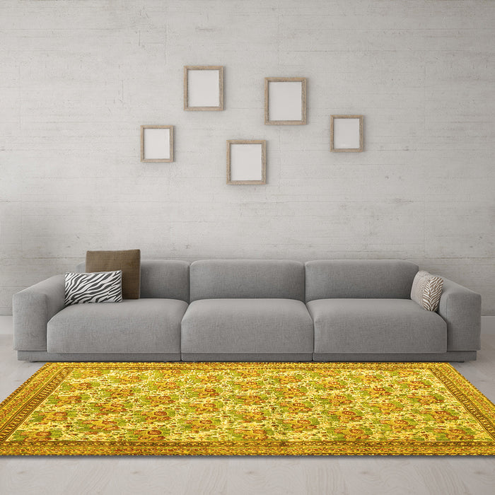 Machine Washable Persian Yellow Traditional Rug in a Living Room, wshtr1145yw