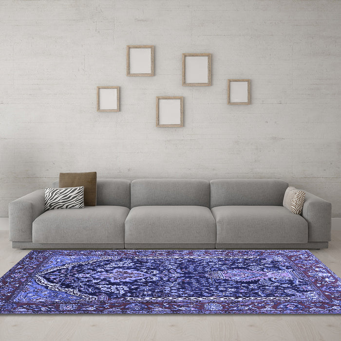 Machine Washable Persian Blue Traditional Rug in a Living Room, wshtr1146blu