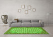 Machine Washable Persian Green Traditional Area Rugs in a Living Room,, wshtr114grn