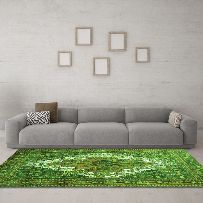 Machine Washable Medallion Green Traditional Area Rugs in a Living Room,, wshtr1150grn