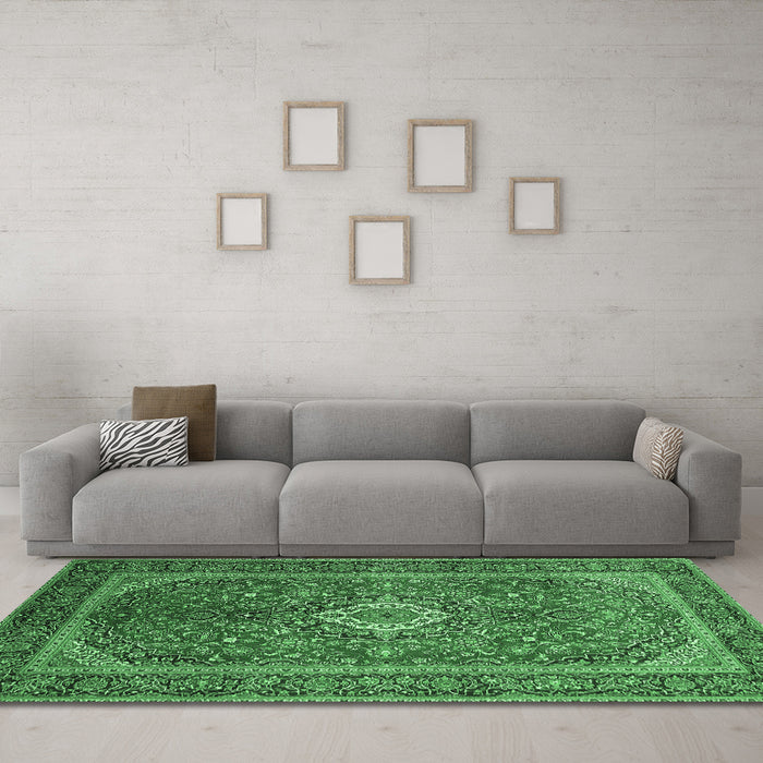 Machine Washable Persian Emerald Green Traditional Area Rugs in a Living Room,, wshtr1153emgrn
