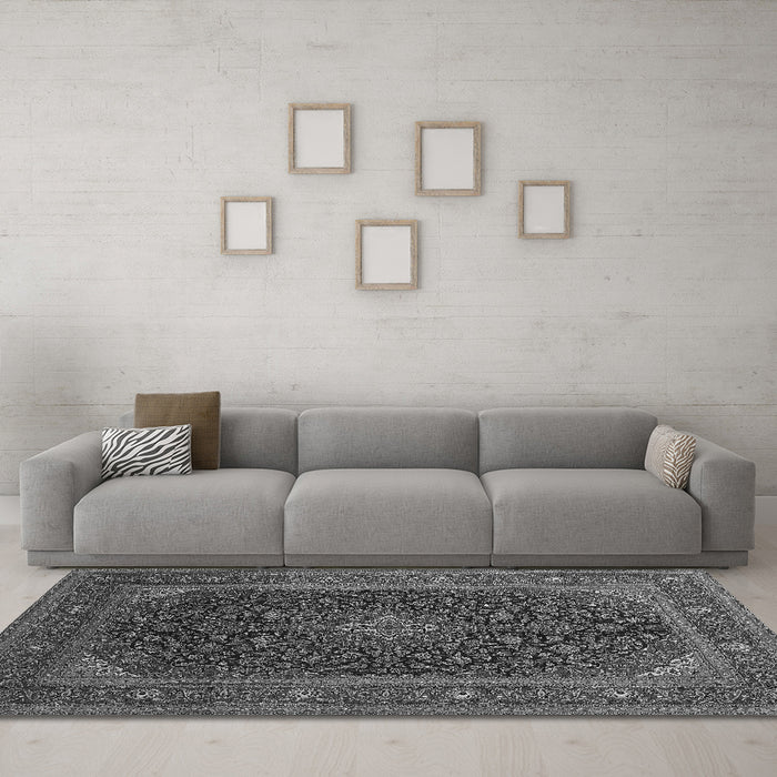 Machine Washable Persian Gray Traditional Rug in a Living Room,, wshtr1154gry