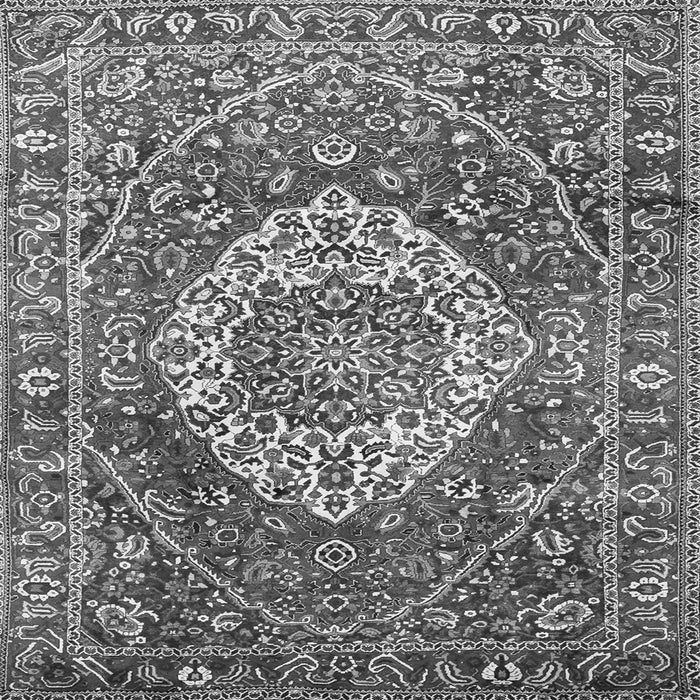 Serging Thickness of Medallion Gray Traditional Rug, tr1160gry