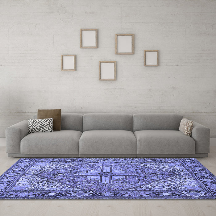Machine Washable Persian Blue Traditional Rug in a Living Room, wshtr1161blu