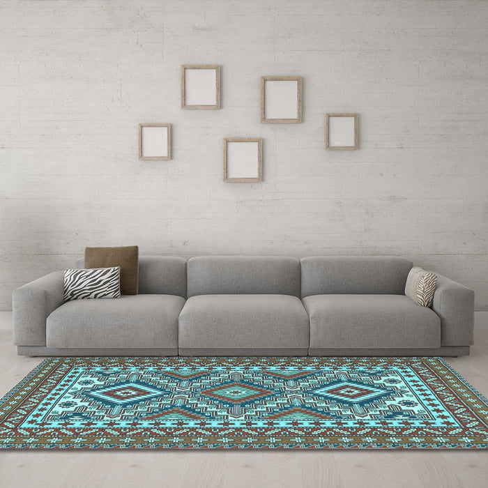 Machine Washable Persian Light Blue Traditional Rug in a Living Room, wshtr1163lblu