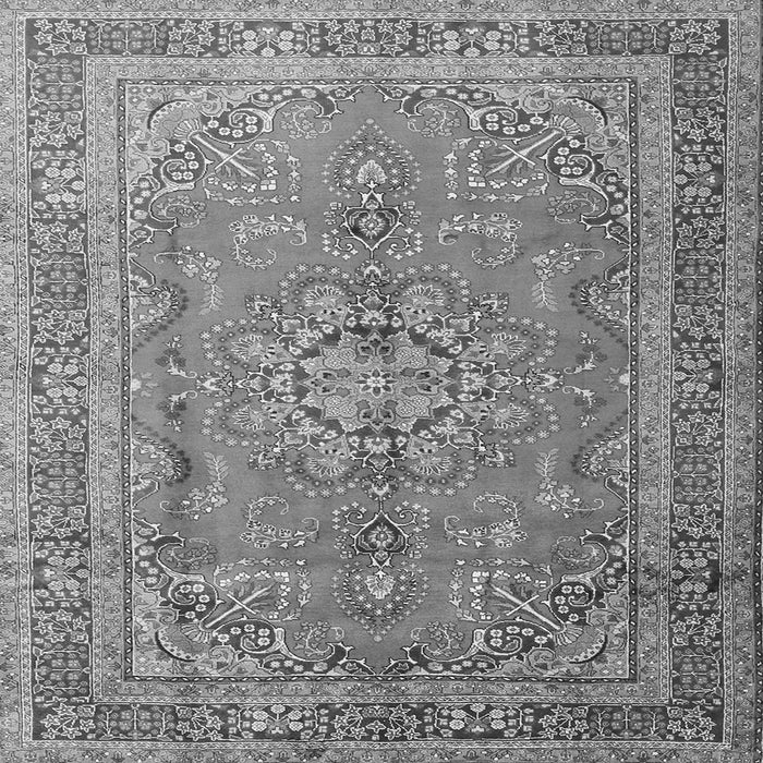 Serging Thickness of Medallion Gray Traditional Rug, tr1165gry