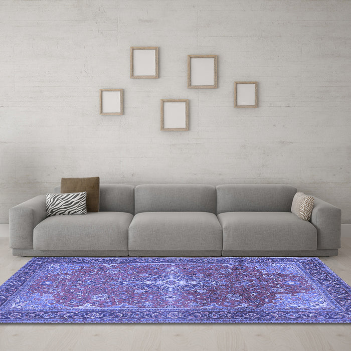 Machine Washable Persian Blue Traditional Rug in a Living Room, wshtr1166blu