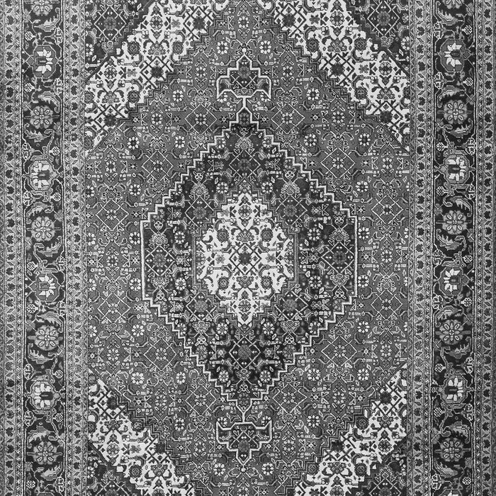 Serging Thickness of Machine Washable Persian Gray Traditional Rug, wshtr1167gry