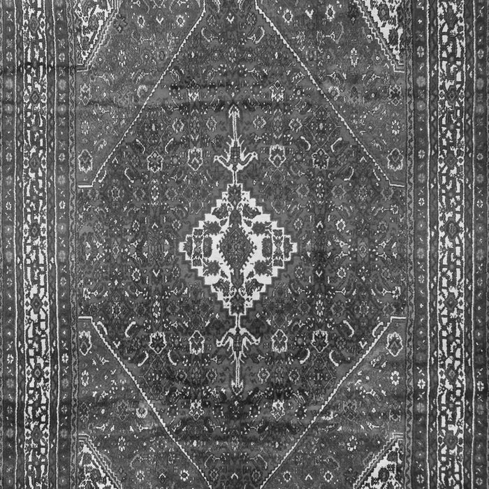 Serging Thickness of Machine Washable Persian Gray Traditional Rug, wshtr1168gry