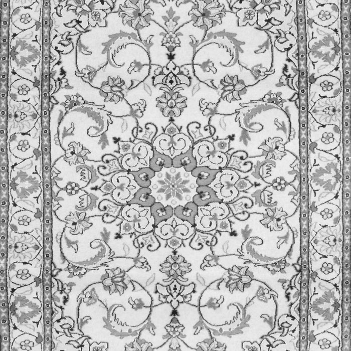 Serging Thickness of Machine Washable Persian Gray Traditional Rug, wshtr1179gry