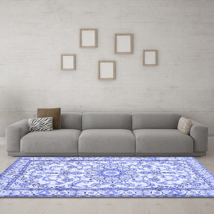 Machine Washable Persian Blue Traditional Rug in a Living Room, wshtr1179blu