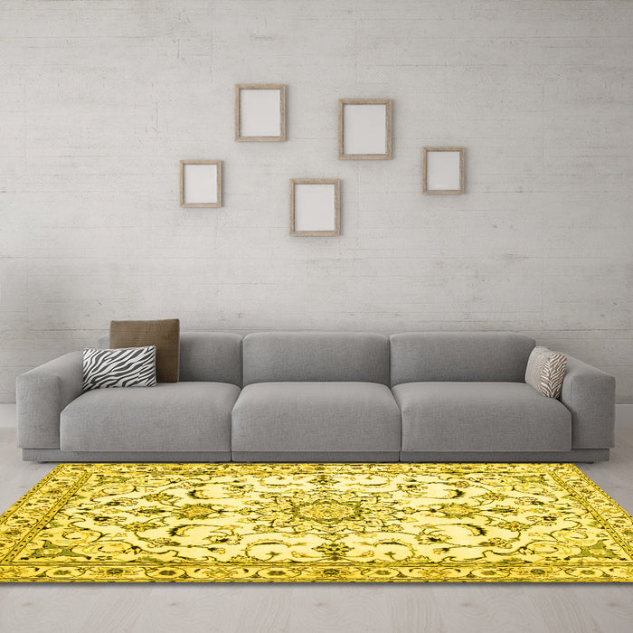 Machine Washable Persian Yellow Traditional Rug in a Living Room, wshtr1180yw