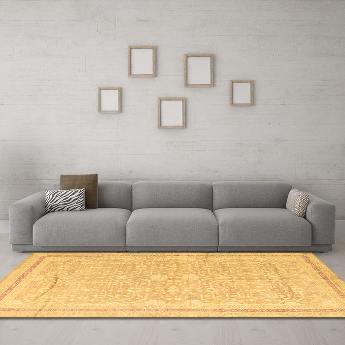Machine Washable Persian Brown Traditional Rug in a Living Room,, wshtr1182brn