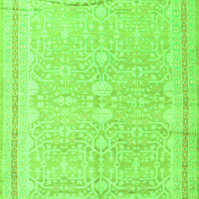 Serging Thickness of Machine Washable Persian Green Traditional Area Rugs, wshtr1182grn