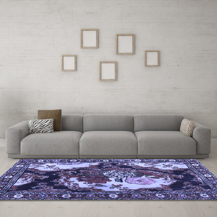 Machine Washable Persian Blue Traditional Rug in a Living Room, wshtr1186blu