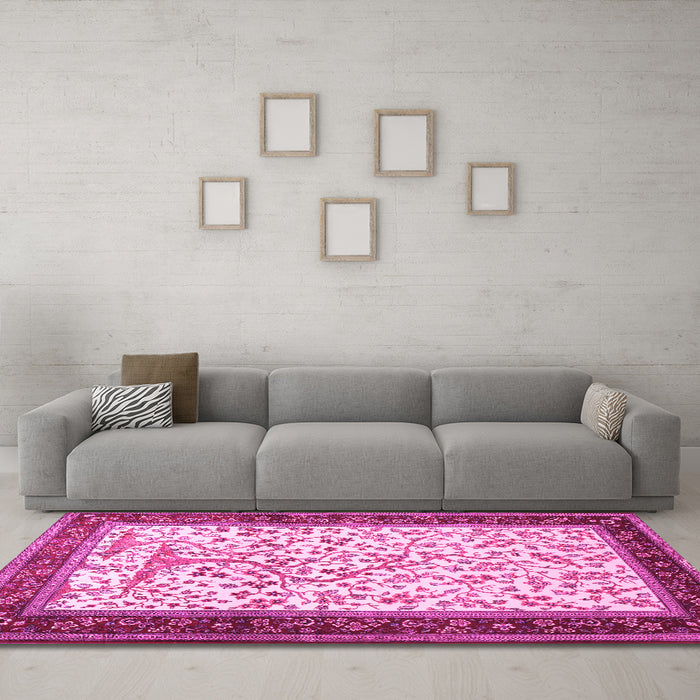 Machine Washable Animal Pink Traditional Rug in a Living Room, wshtr118pnk