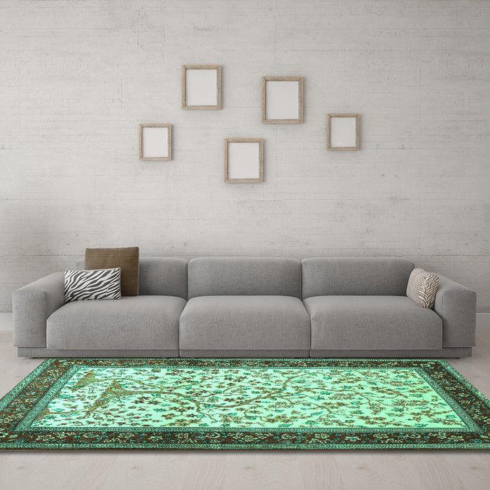 Machine Washable Animal Turquoise Traditional Area Rugs in a Living Room,, wshtr118turq