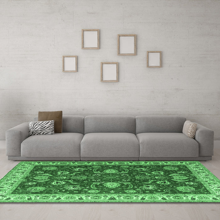 Machine Washable Persian Emerald Green Traditional Area Rugs in a Living Room,, wshtr1203emgrn