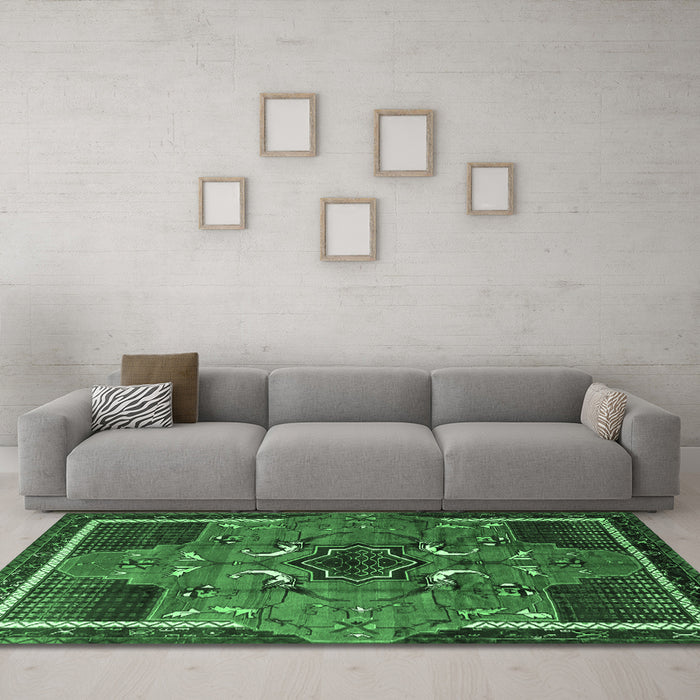 Machine Washable Persian Emerald Green Traditional Area Rugs in a Living Room,, wshtr1209emgrn