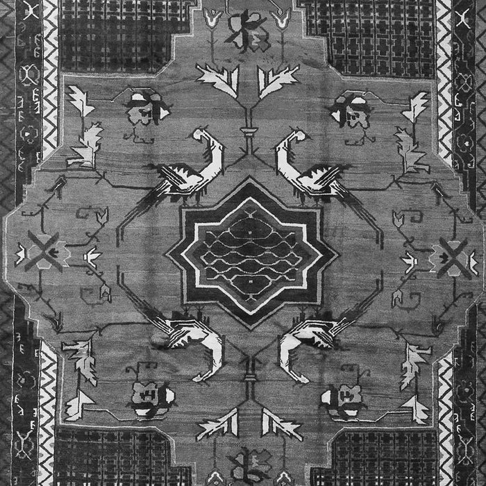 Serging Thickness of Machine Washable Persian Gray Traditional Rug, wshtr1209gry