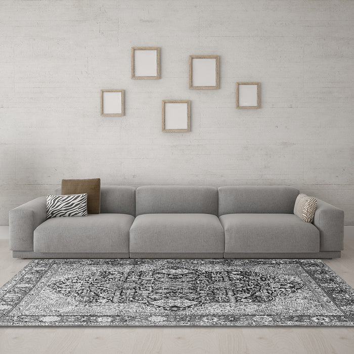 Machine Washable Persian Gray Traditional Rug in a Living Room,, wshtr1213gry