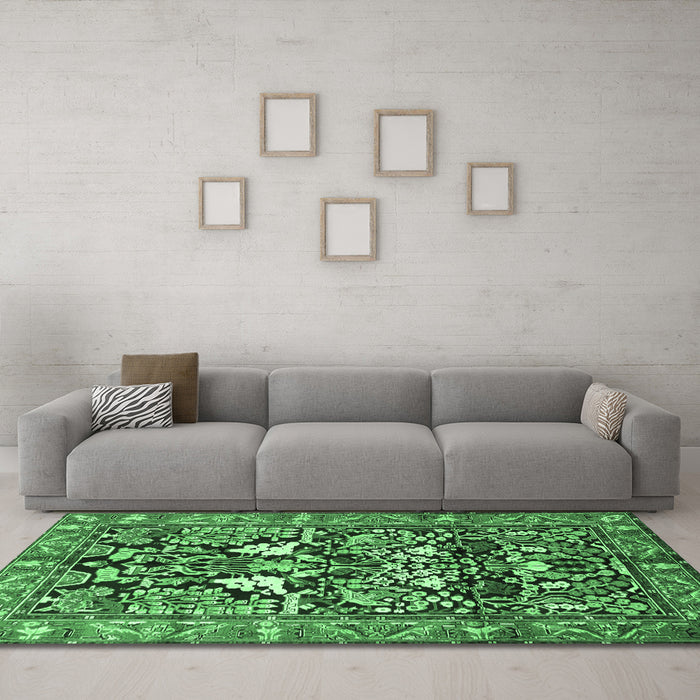 Machine Washable Persian Emerald Green Traditional Area Rugs in a Living Room,, wshtr1214emgrn