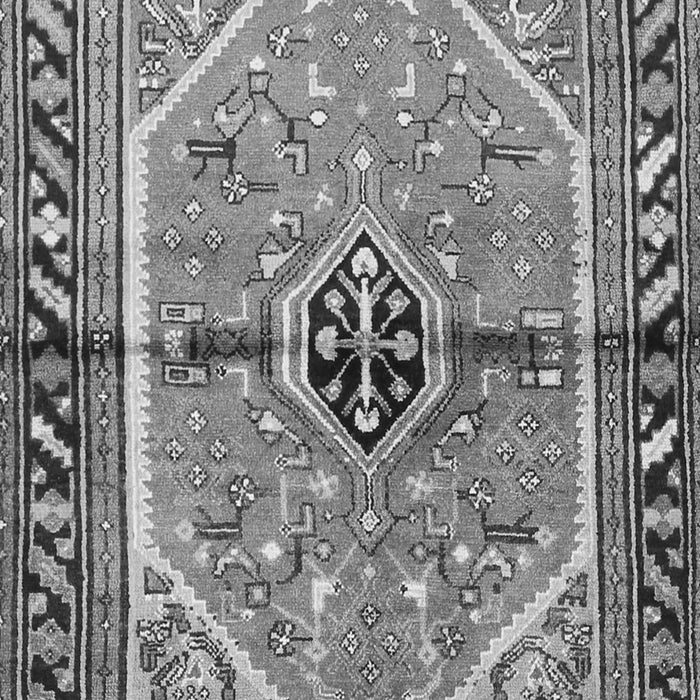 Serging Thickness of Machine Washable Persian Gray Traditional Rug, wshtr1219gry