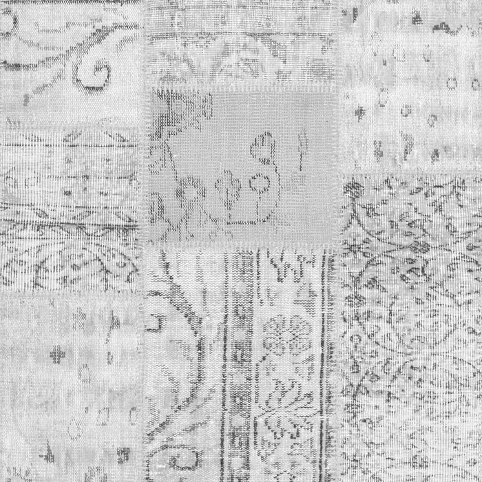 Serging Thickness of Machine Washable Patchwork Gray Transitional Rug, wshtr121gry