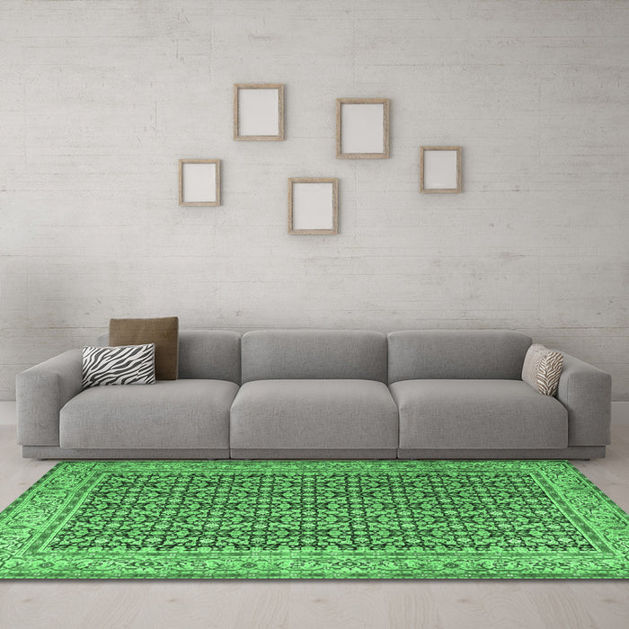 Machine Washable Persian Emerald Green Traditional Area Rugs in a Living Room,, wshtr1225emgrn
