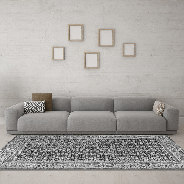 Machine Washable Persian Gray Traditional Rug in a Living Room,, wshtr1225gry