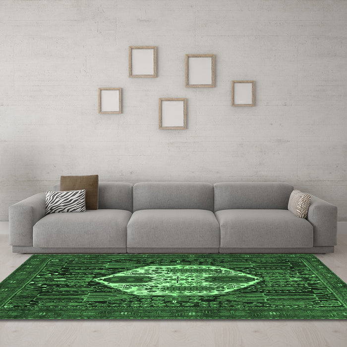 Machine Washable Medallion Emerald Green Traditional Area Rugs in a Living Room,, wshtr1226emgrn