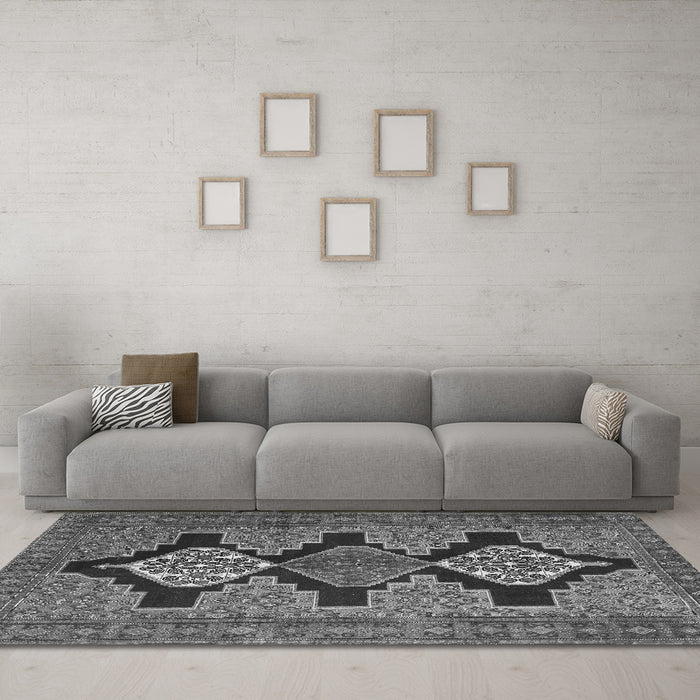 Machine Washable Persian Gray Traditional Rug in a Living Room,, wshtr1228gry