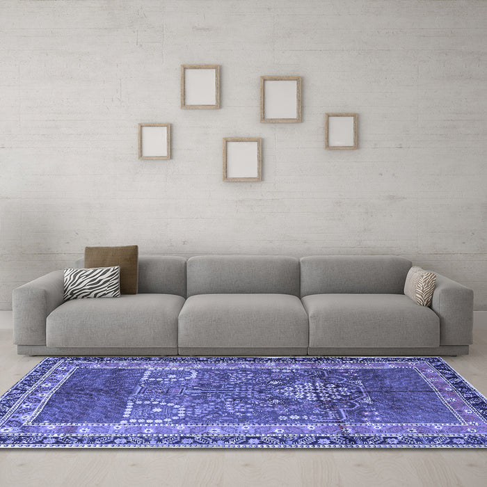 Machine Washable Persian Blue Traditional Rug in a Living Room, wshtr1233blu