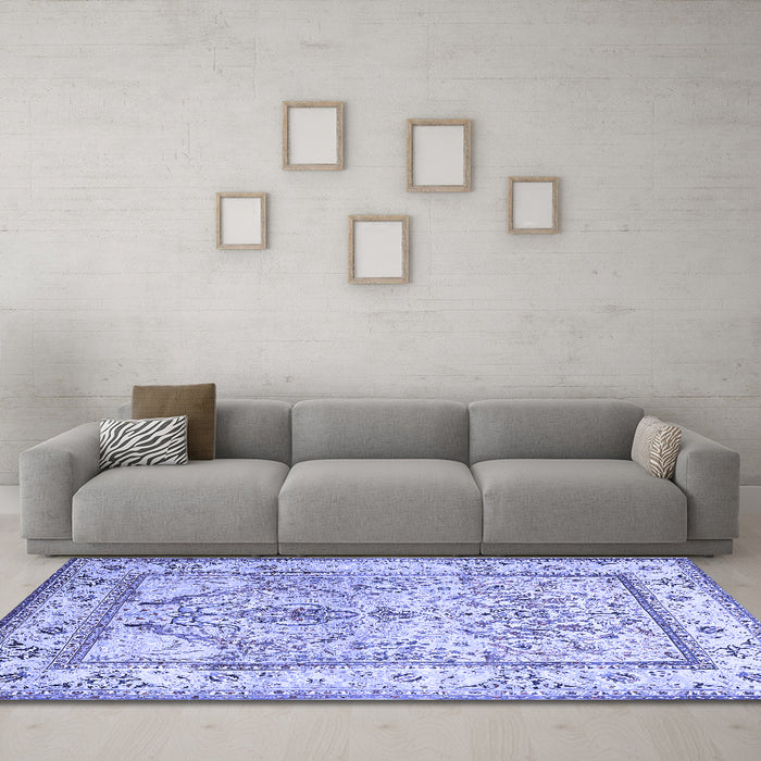 Machine Washable Persian Blue Traditional Rug in a Living Room, wshtr1237blu