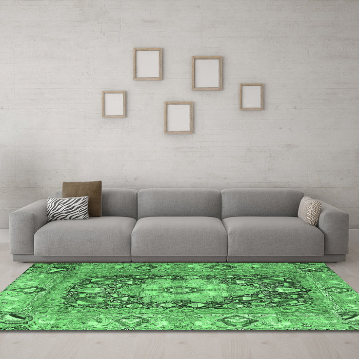 Machine Washable Animal Emerald Green Traditional Area Rugs in a Living Room,, wshtr1241emgrn