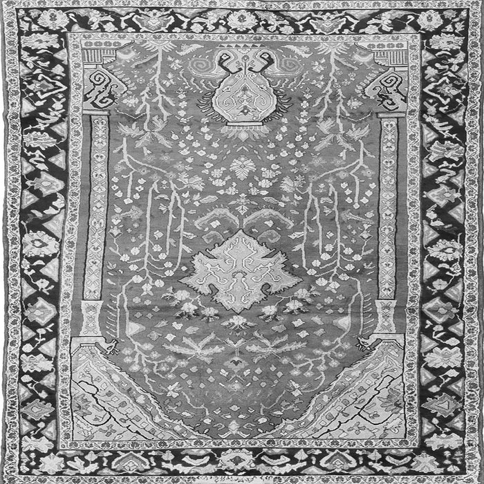 Serging Thickness of Medallion Gray Traditional Rug, tr1242gry