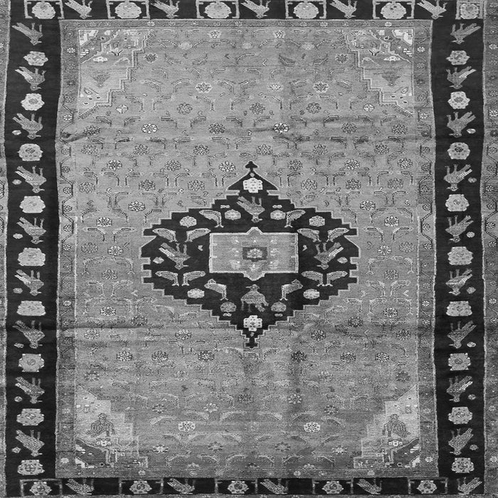Serging Thickness of Medallion Gray Traditional Rug, tr1244gry