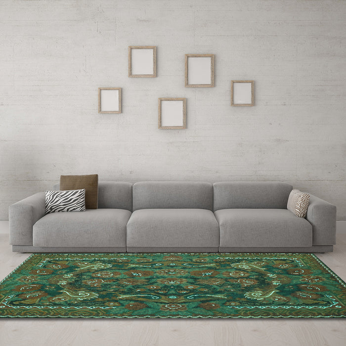Machine Washable Animal Turquoise Traditional Area Rugs in a Living Room,, wshtr124turq