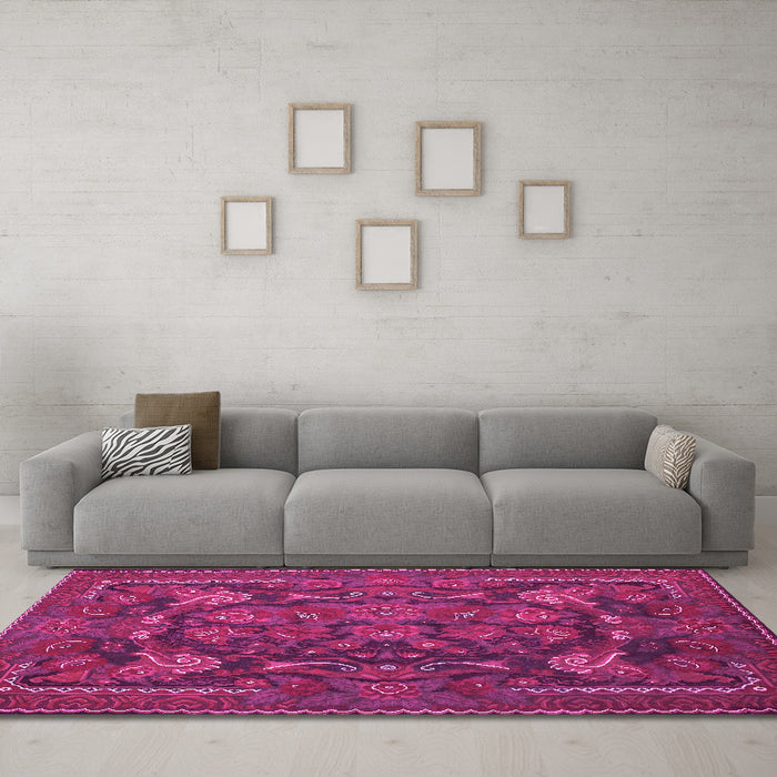 Machine Washable Animal Pink Traditional Rug in a Living Room, wshtr124pnk