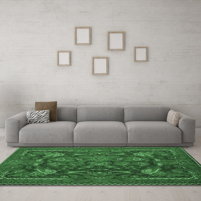 Machine Washable Animal Emerald Green Traditional Area Rugs in a Living Room,, wshtr124emgrn