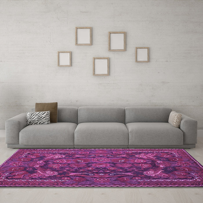 Machine Washable Animal Purple Traditional Area Rugs in a Living Room, wshtr124pur