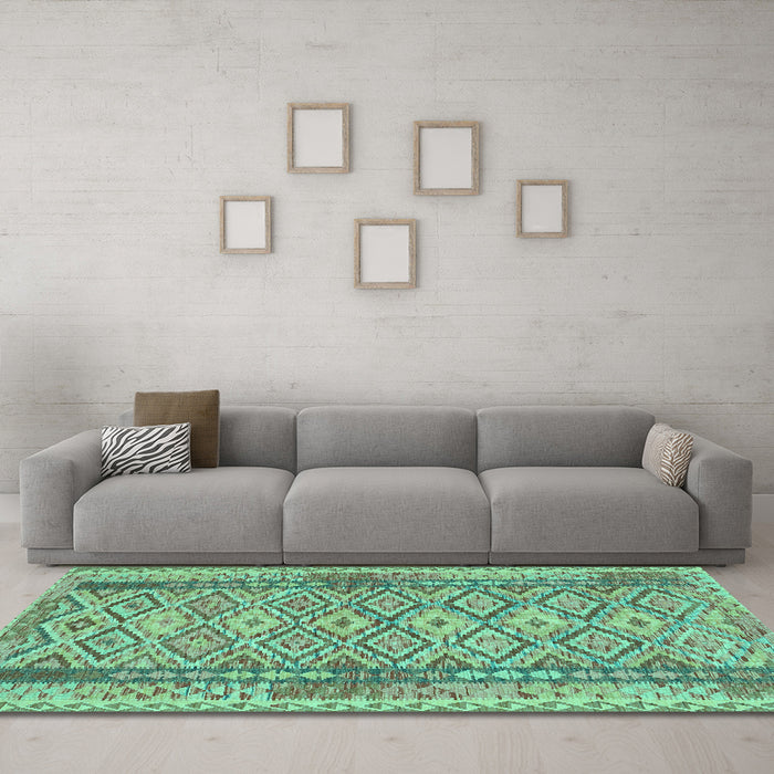 Machine Washable Persian Turquoise Traditional Area Rugs in a Living Room,, wshtr1250turq