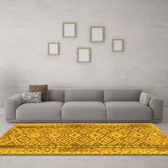 Machine Washable Persian Yellow Traditional Rug in a Living Room, wshtr1250yw